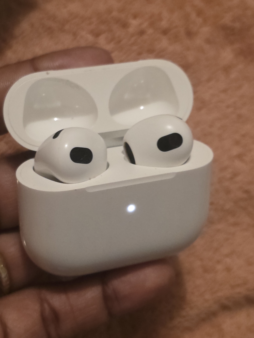 Wireless True Bluetooth Earbuds in White - Secure Fit Charging Case A2566